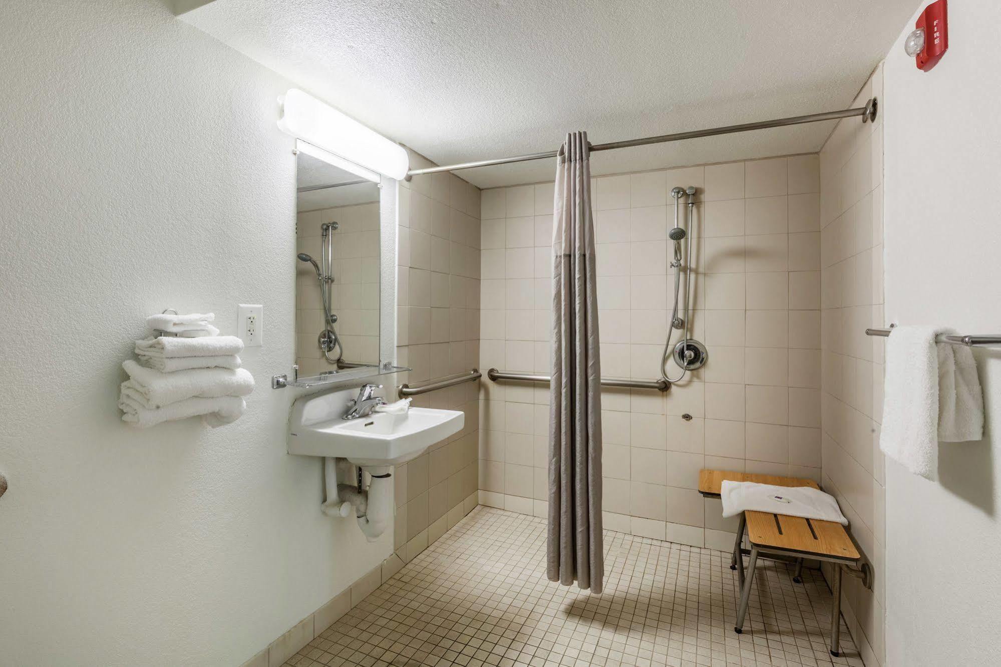 Motel 6-Webster, Tx - Houston - Nasa Lake Esterno foto